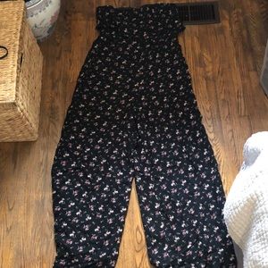 American Eagle Women’s Jumpsuit NWT